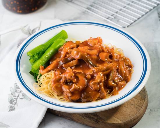 Pork with Chili and Tomato Sauce Lo Mein 炸醬撈麵